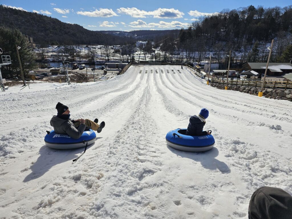 Snow Tubing @Holiday Mountain